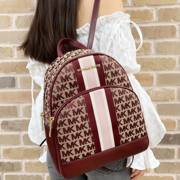 BUNDLE Michael Kors Backpack and wallet - Picture 4 of 8